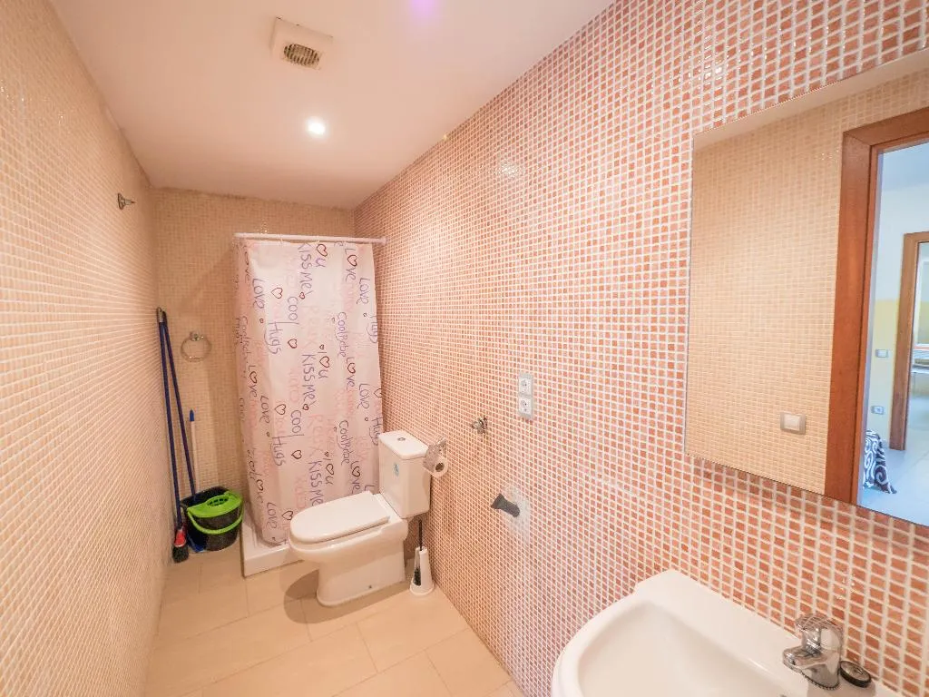 APARTMENT CAPACITY 6 TWO BEDROOMS Room, Apartaments AR Espronceda, Costa Brava