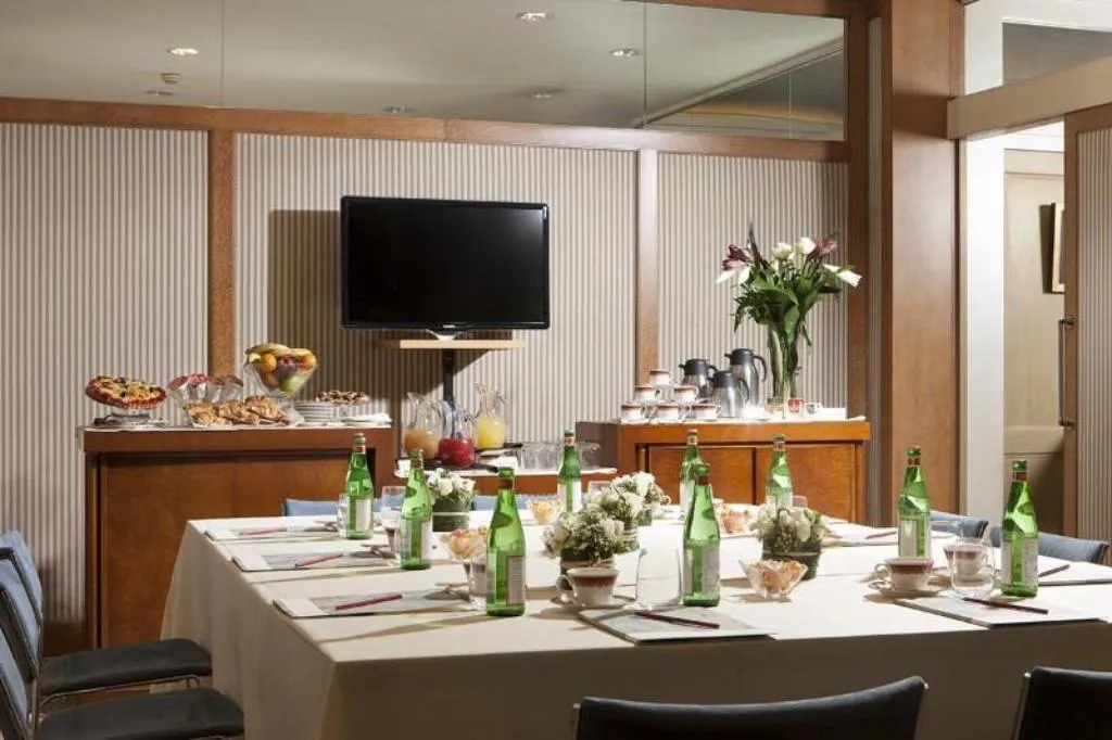 Conferences, Dei Borgognoni, Rome