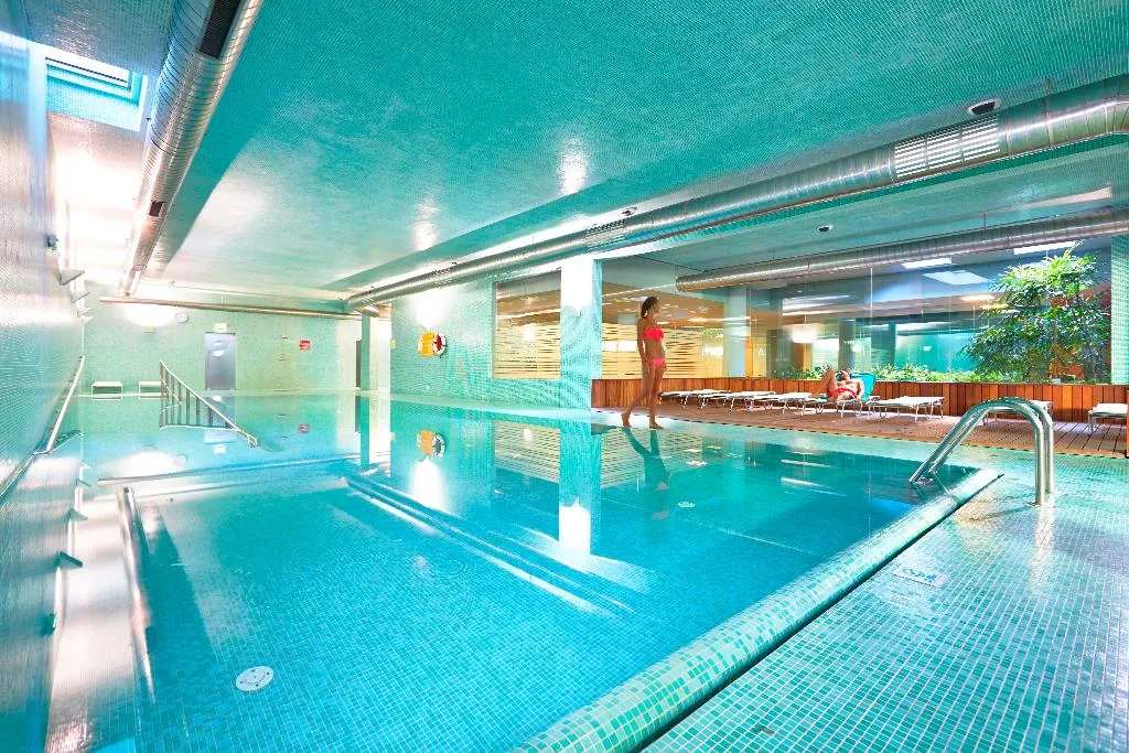Sports and Entertainment, Golden Residence, Madeira