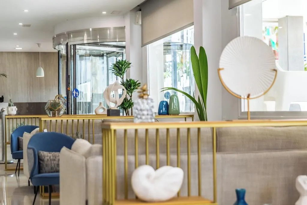 Lobby, Hotel Las Arenas Affiliated by Meliá, Costa Del Sol
