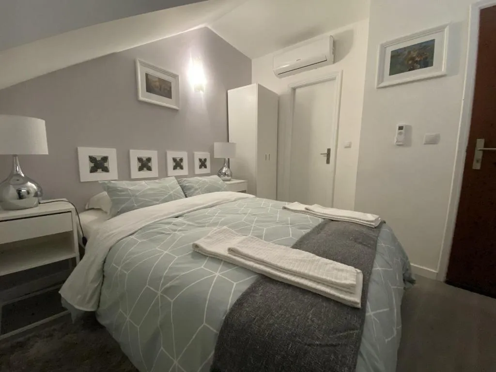 Room, Residencial Triunfo, Porto