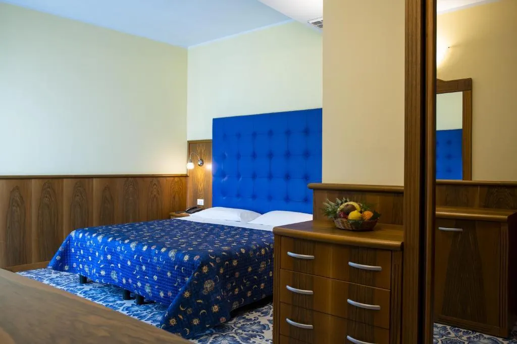 SINGLE STANDARD Room, Panoramic, Catania