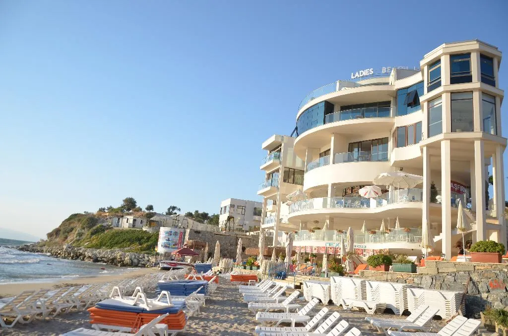 General view, Ladies Beach Suite Hotel, Izmir