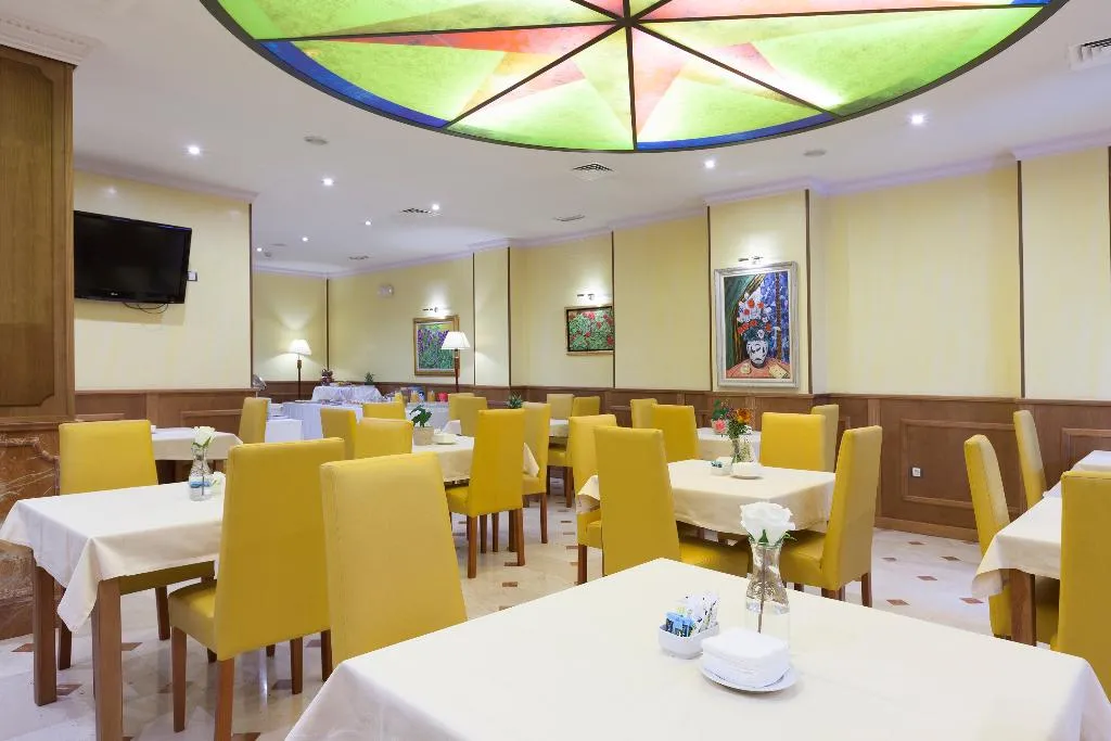 Restaurant, Dorma Juan De Austria, Madrid