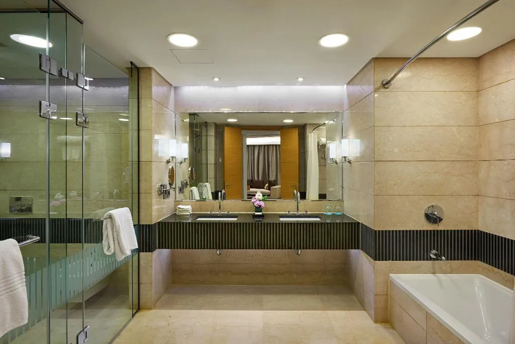 Room, Le Meridien Cairo Airport, Cairo