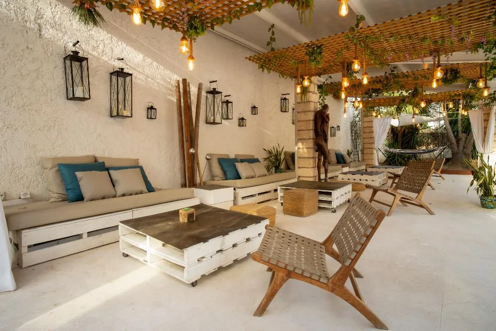 Terrace, Bahia de Alcudia Hotel & Spa, Majorca