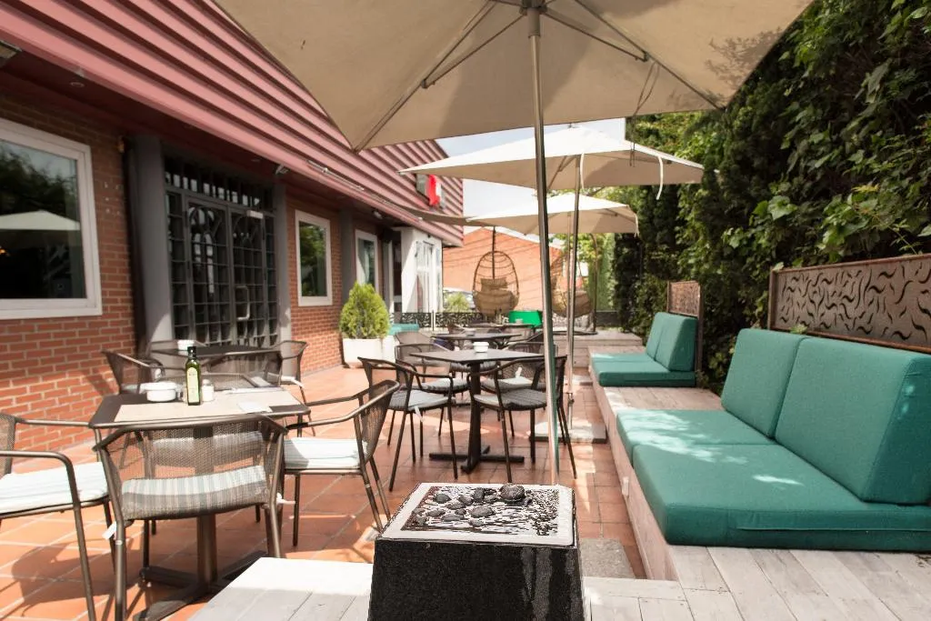 Terrace, ibis Madrid Fuenlabrada, Madrid