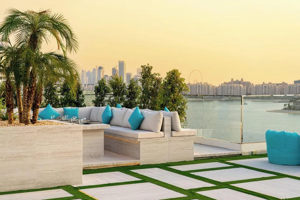 Terrace, Royal Central Hotel The Palm, Dubai