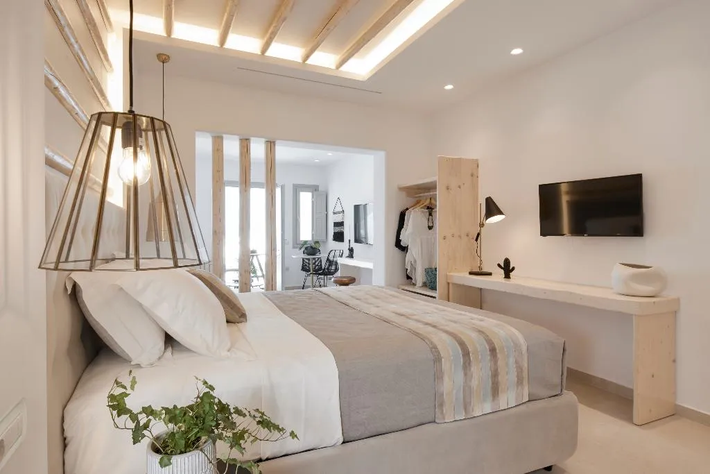 SUITE HONEYMOON Room, Phos The Boutique Luxury Hotel & Villas, Santorini