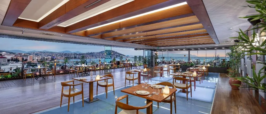 Restaurant, DoubleTree by Hilton Kusadasi, Izmir