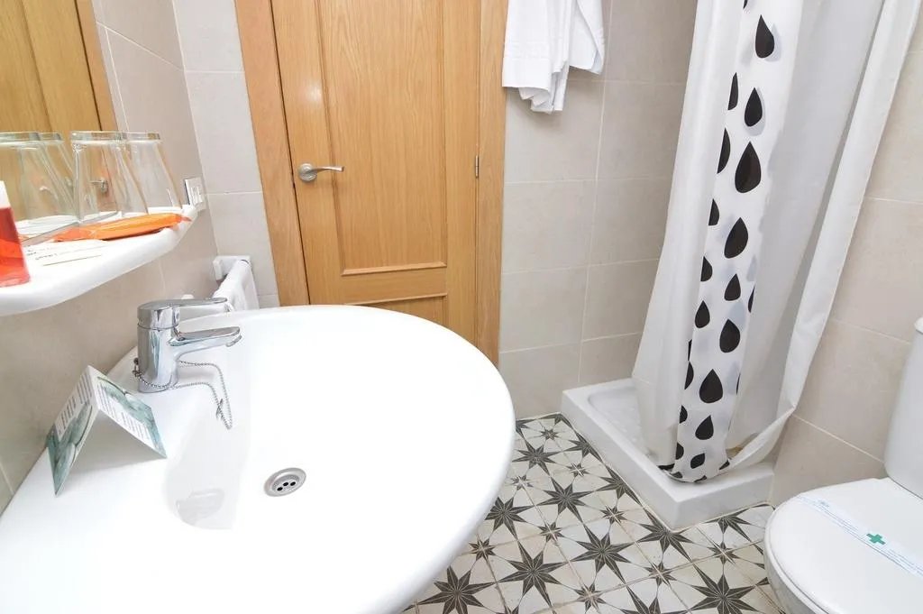 DOUBLE SINGLE USE STANDARD Room, Hotel Queens, Costa Blanca