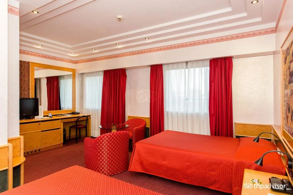 TWIN SUPERIOR Room, Galileo Milano, Milan