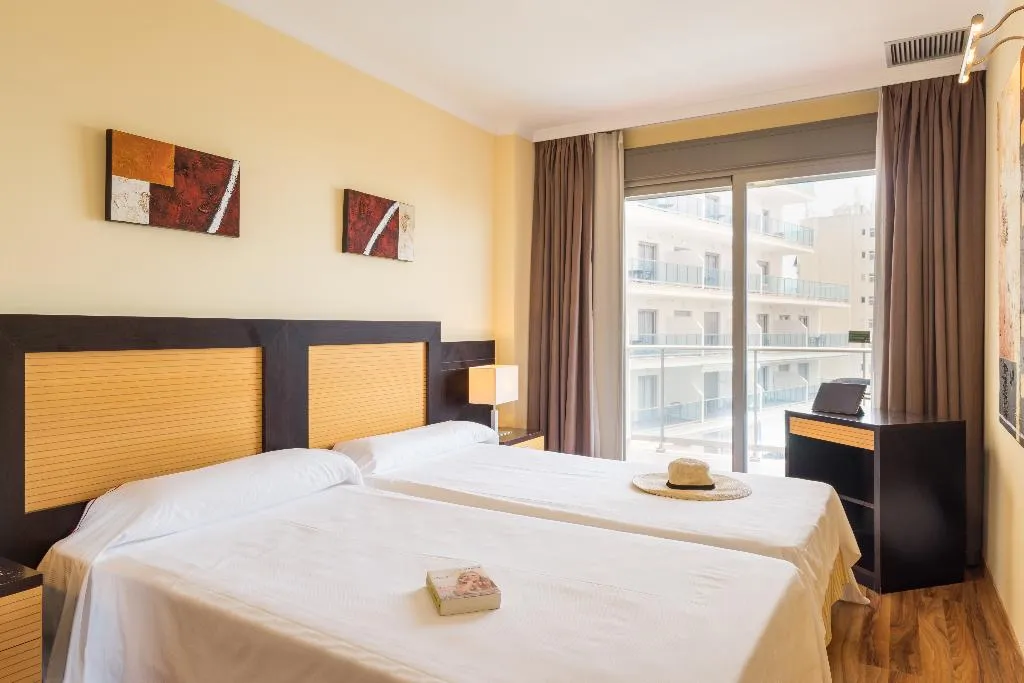 APARTMENT CAPACITY 4 ONE BEDROOM Room, Pierre & Vacances Benalmadena Principe, Costa Del Sol