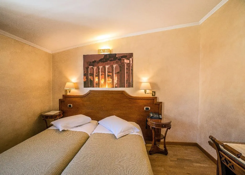 Double or Twin STANDARD Room, Kent, Rome