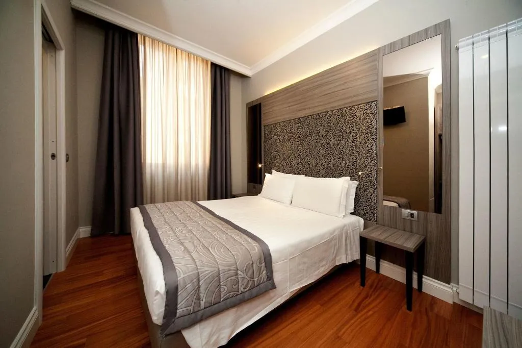 Room, Residenza Le Fonticine, Florence