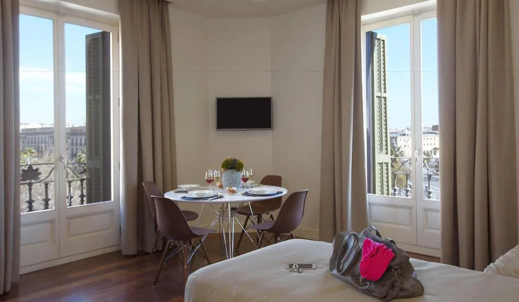 Room, Duquesa Suites, Barcelona