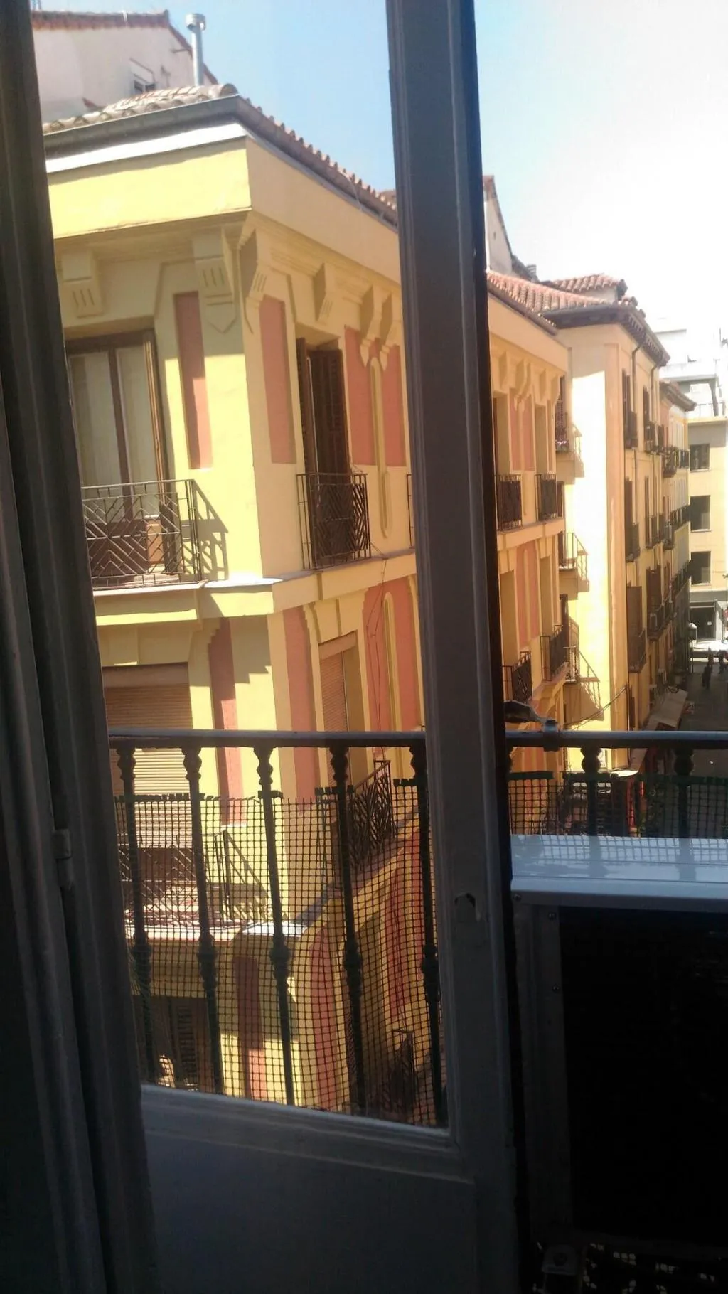 Room, Hostal Alaska, Madrid