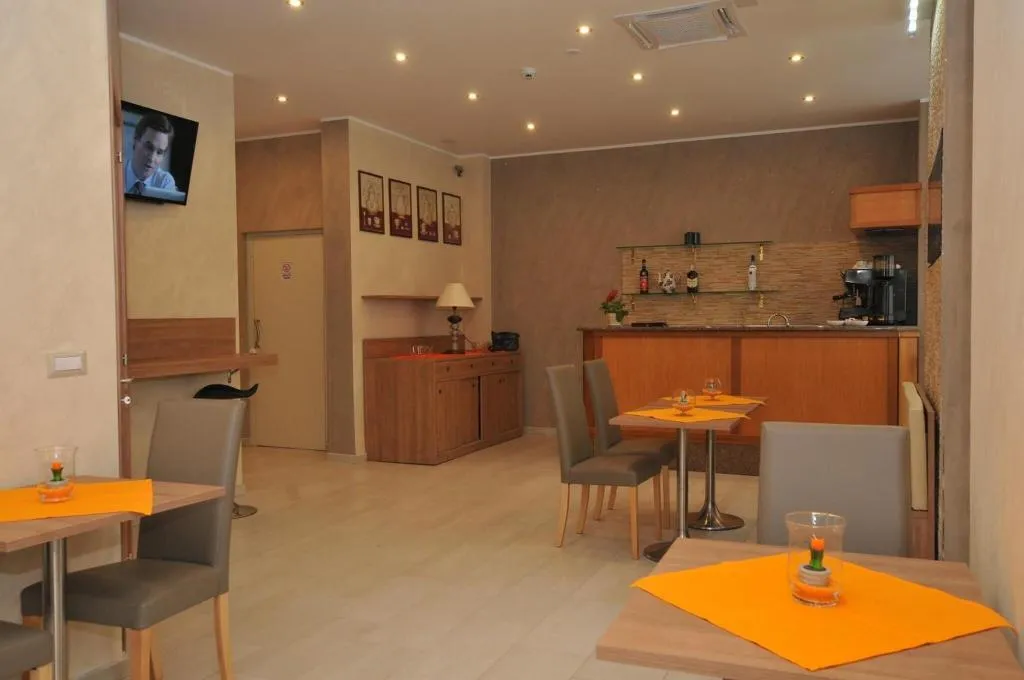 Restaurant, Hotel Montecarlo, Milan