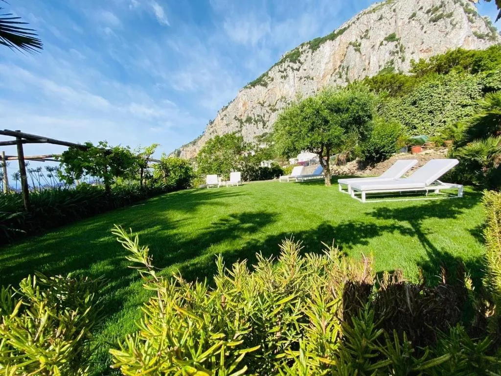 General view, Villa La Pergola Capri, Naples