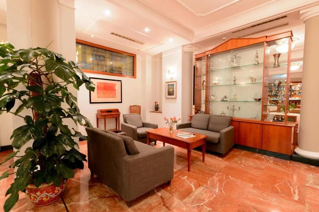 Lobby, Dei Platani, Naples
