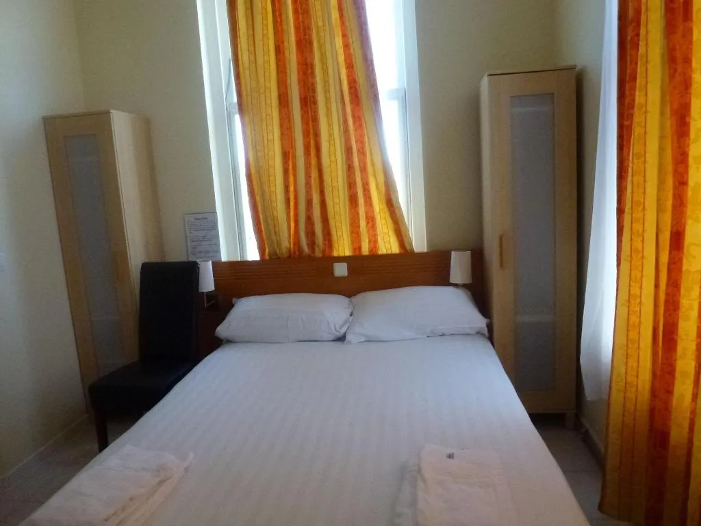 Room, Hotel Isis, Amsterdam