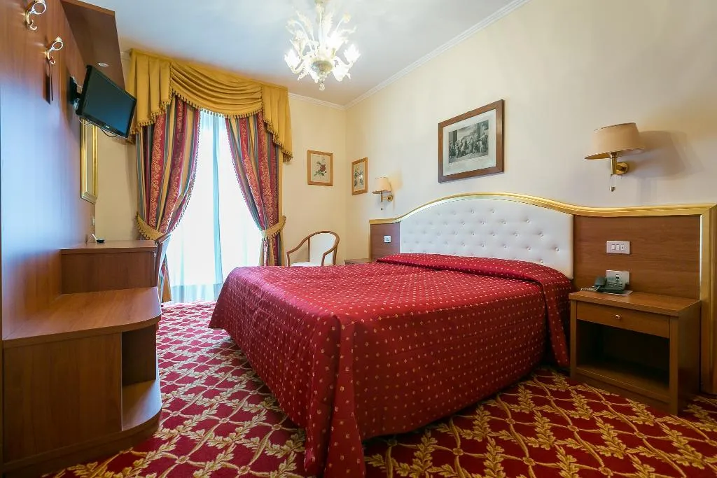 Room, Milan Speranza au Lac, Milan