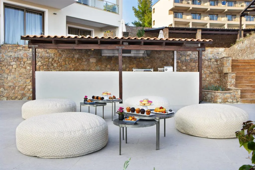Bar, Ajul Luxury Hotel & Spa Resort Registry Collection, Halkidiki