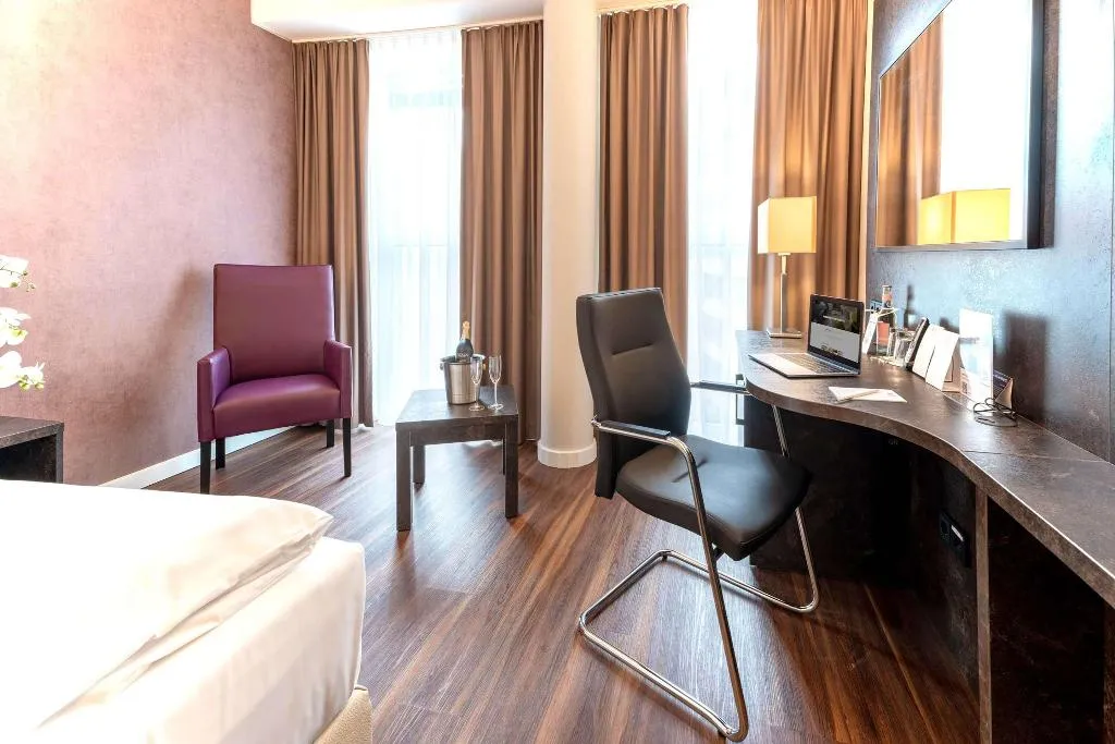 DOUBLE PREMIUM Room, PLAZA Premium Berlin Kurfürstendamm, Berlin