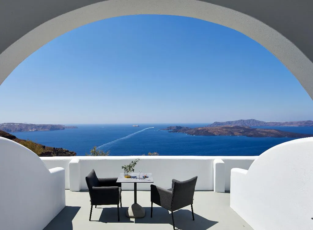 SUITE STANDARD Room, Petit Palace, Santorini