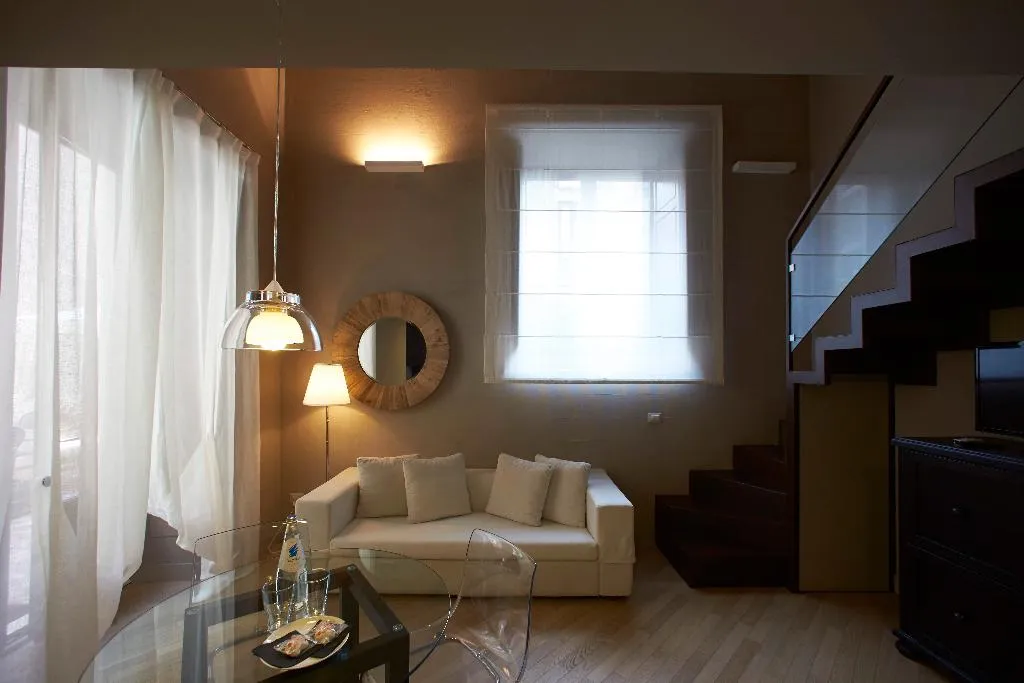 APARTMENT SUPERIOR WITH TERRACE Room, Ferrini Home - Via Monte Sant'Agata, Catania