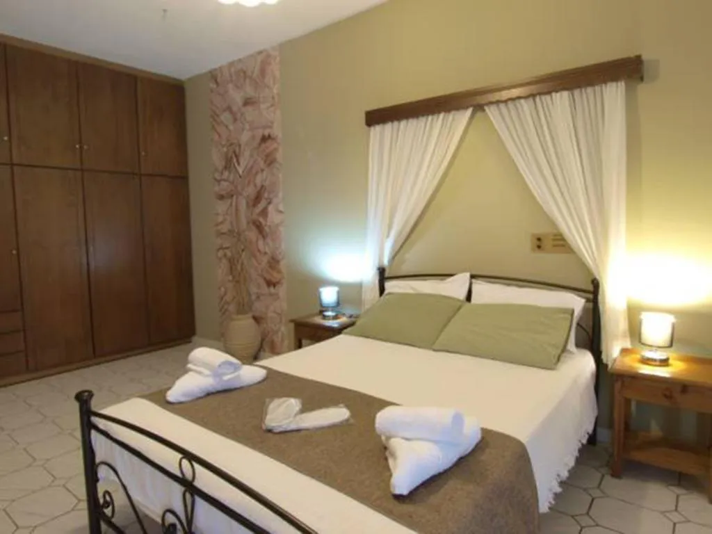 APARTMENT SUPERIOR ONE BEDROOM Room, Kleopatra Traditional Hotel, Kalamata