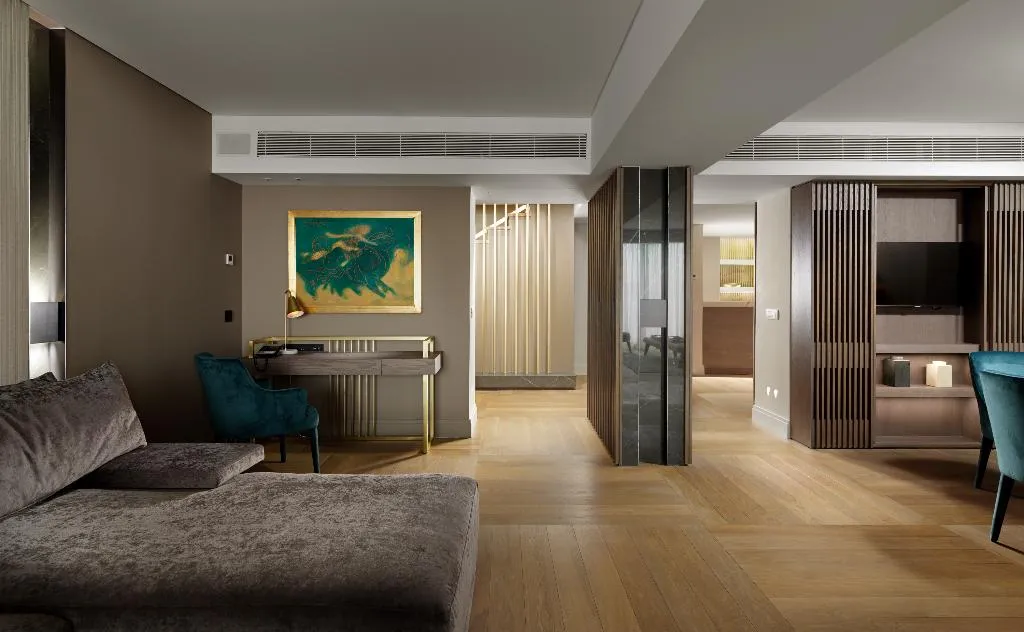 SUITE Presidential Room, NJV Athens Plaza, Athens