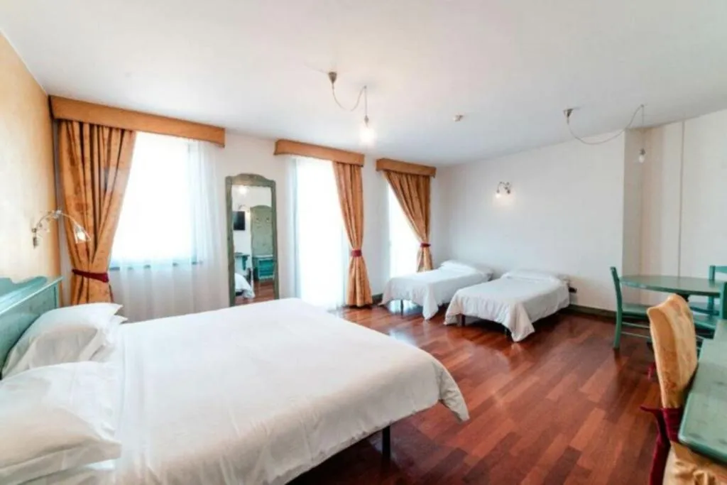 QUADRUPLE STANDARD Room, Hotel Montelago, Milan