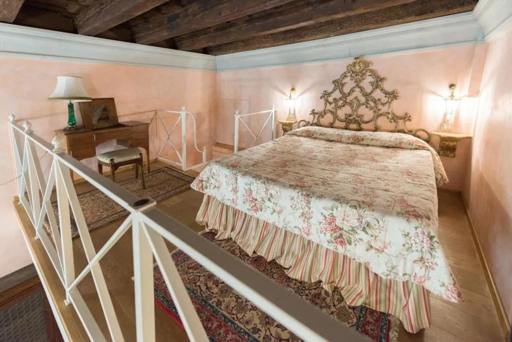 Room, Corte Dei Neri, Florence