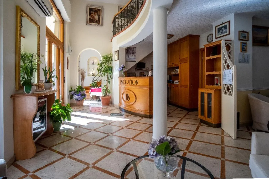 General view, Hotel Savoia, Naples