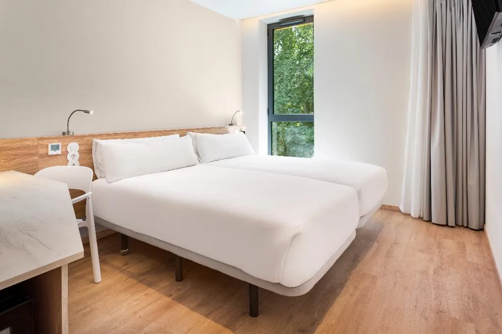 TWIN STANDARD Room, B&B Hotel Lisboa Montijo, Lisbon