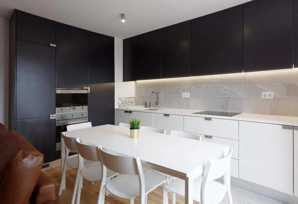 APARTMENT THREE BEDROOMS Room, City Stays Alegria, Lisbon