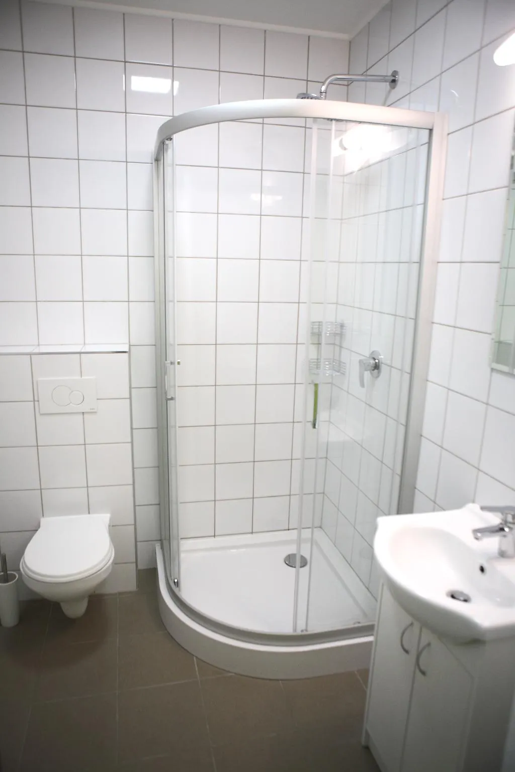Room CAPACITY 3 Room, City Express Hostel, Krakow