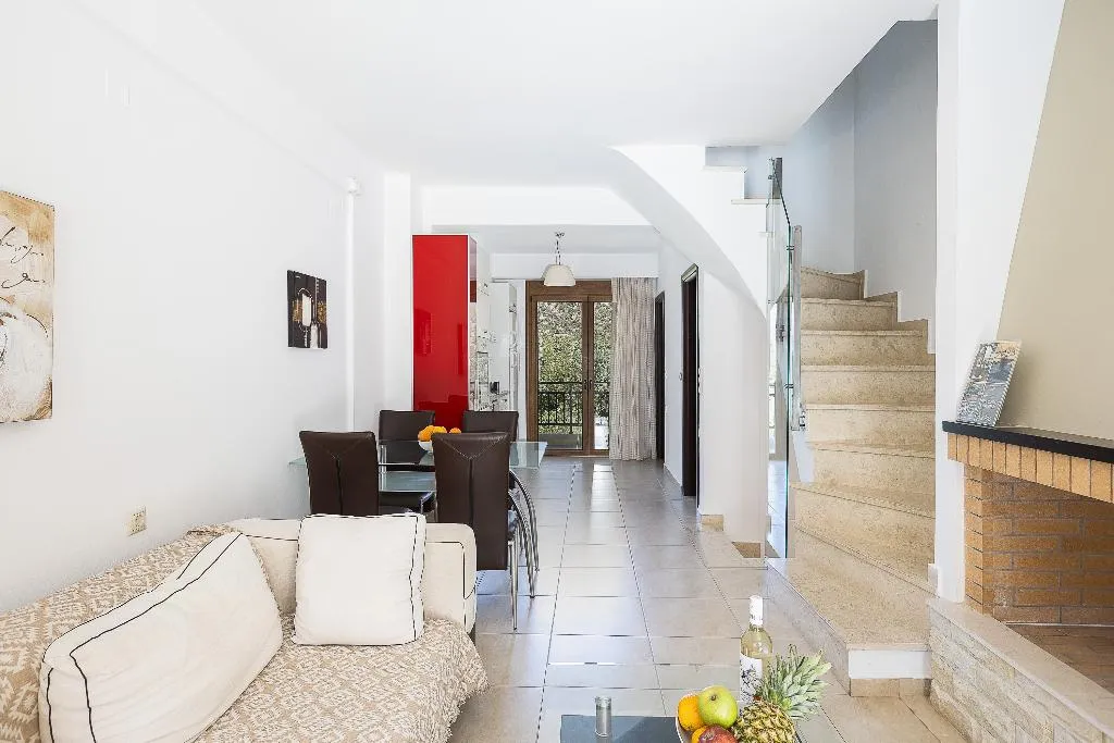 VILLA CAPACITY 6 THREE BEDROOM Room, Pantheon Villas & Suites, Crete
