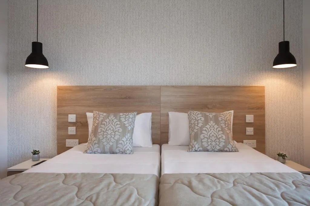 SINGLE WITH BALCONY Room, Plaza Hotels, Malta