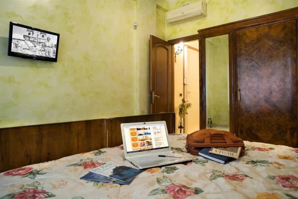 Room, Giornate Romane - B&B, Rome