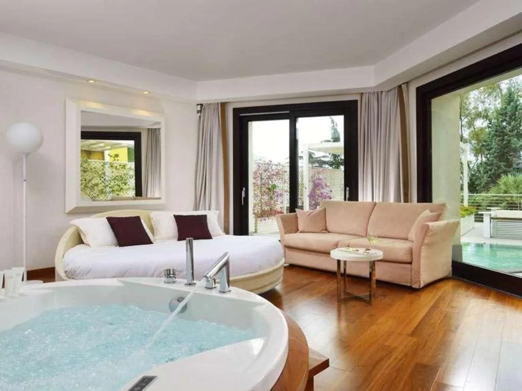 Room, Relais Paradiso, Naples