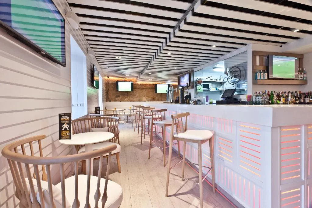 Restaurant, Ryans La Marina, Ibiza