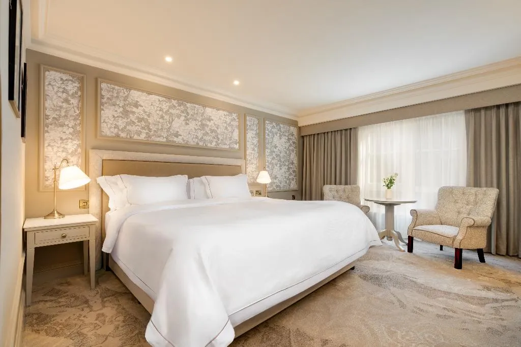 Room, Brooks, Dublin