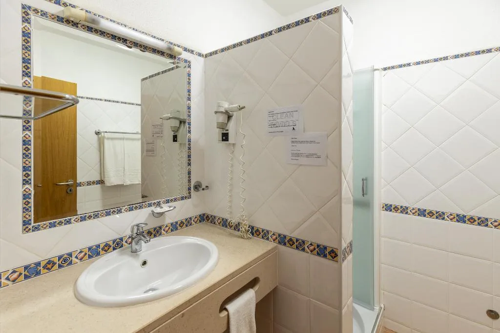VILLA THREE BEDROOMS Room, Parque Monte Verde, Algarve