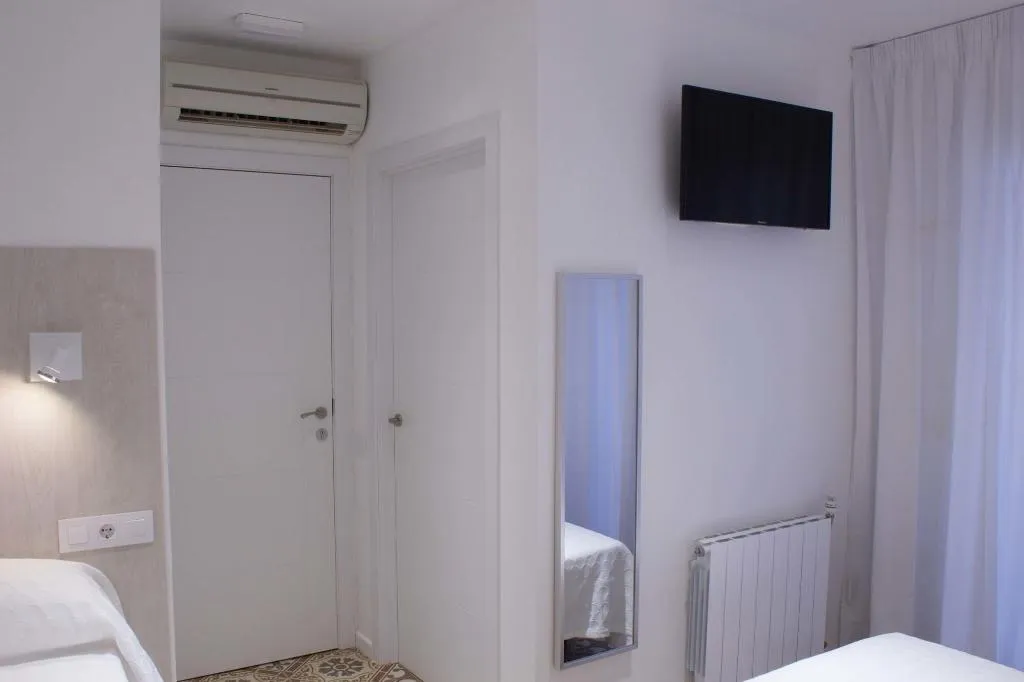 Room, Hostal Nova, Barcelona