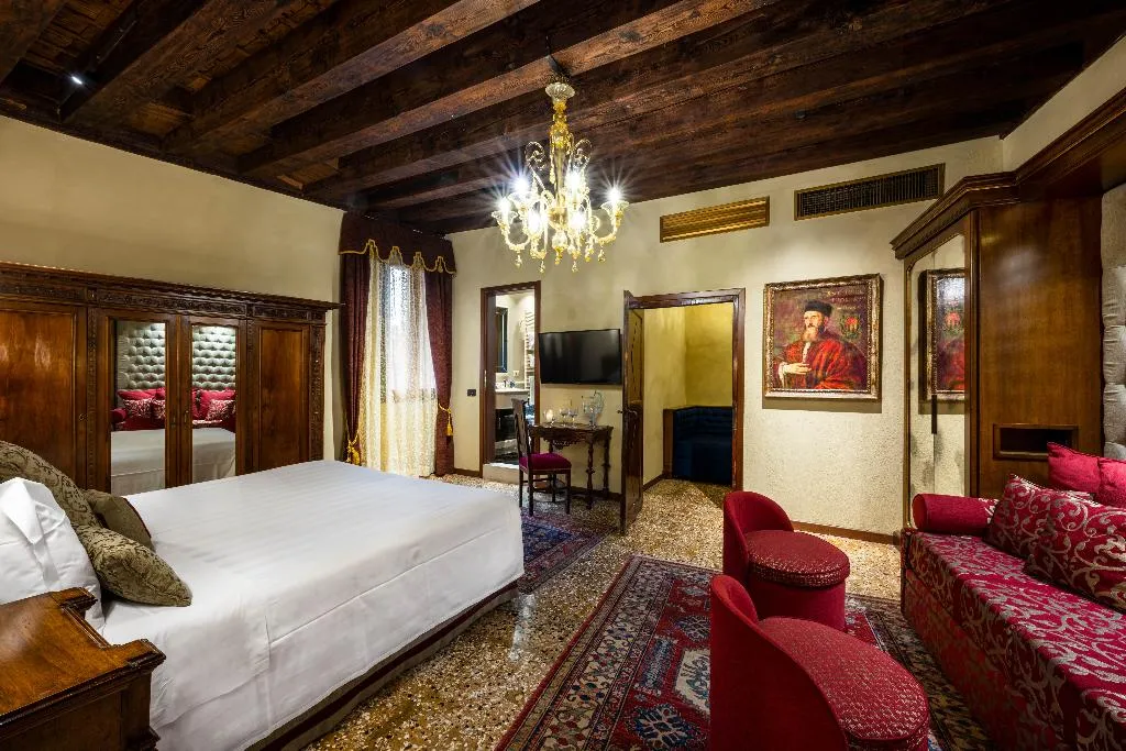 General view, Palazzo Priuli Hotel, Venice