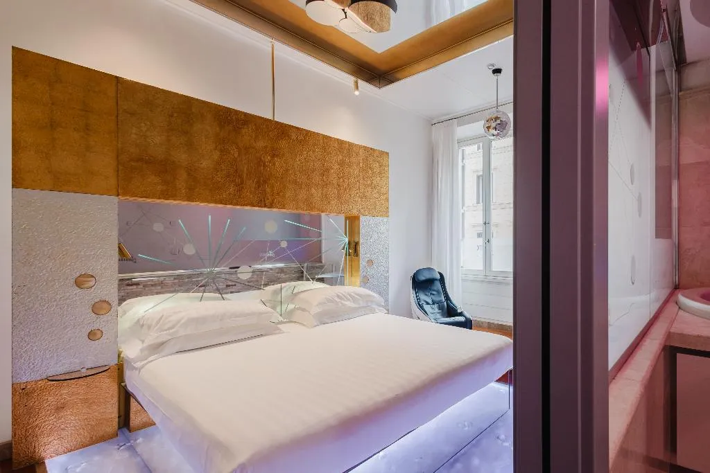 JUNIOR SUITE STANDARD Room, Hotel Trecento, Rome