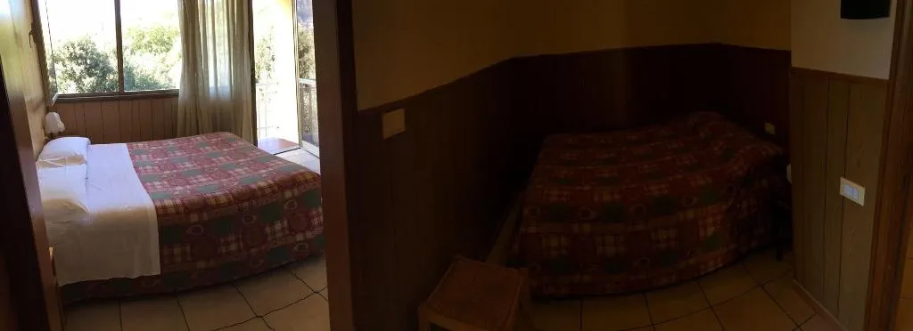 Room, Hotel Nyers, Perugia