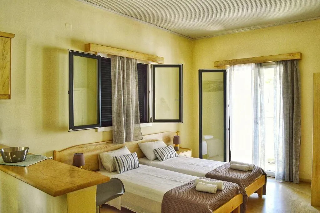 Room, Sunrose Beach Aparthotel, Corfu